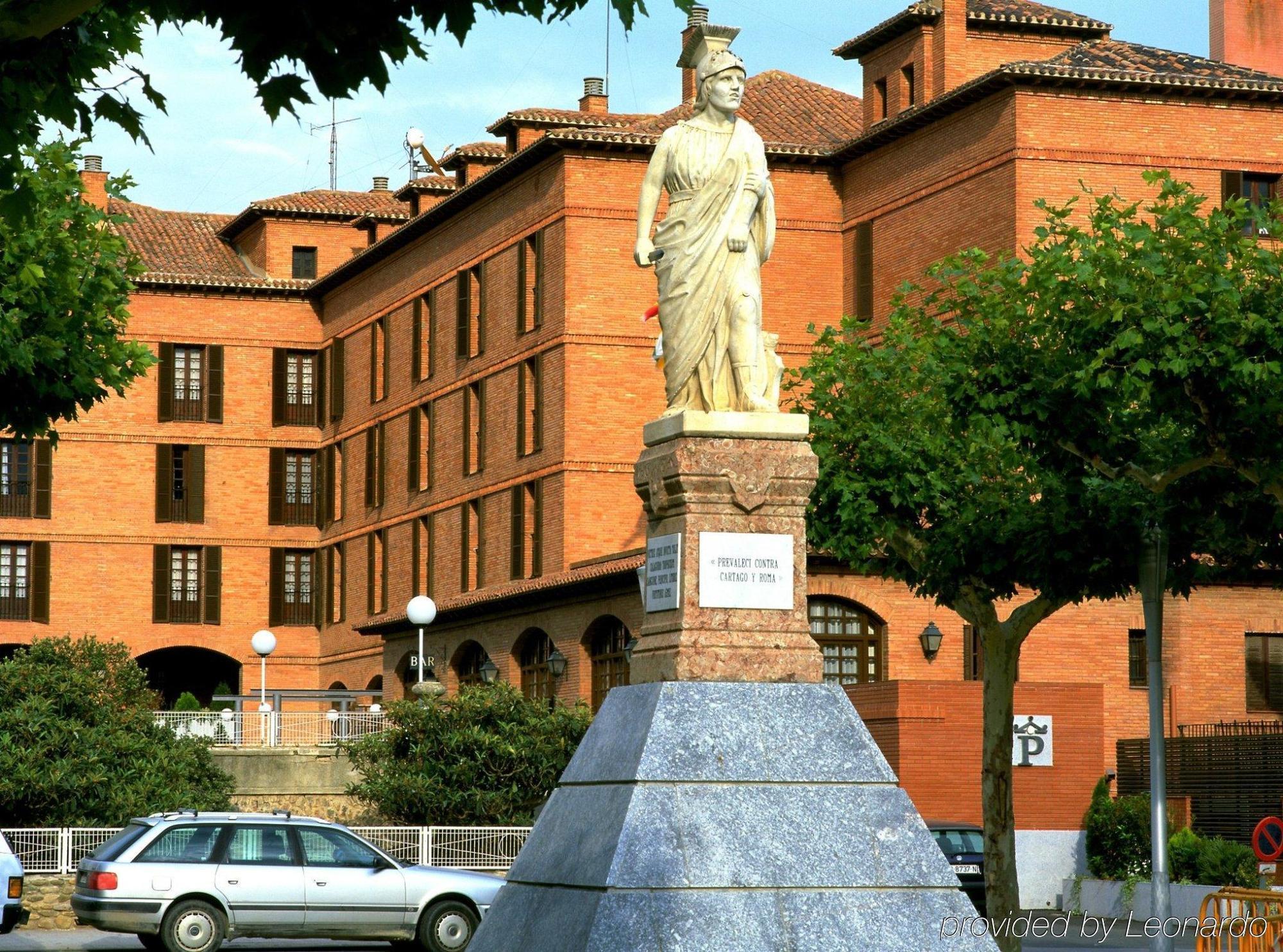 Hotel Ciudad De Calahorra Exterior foto